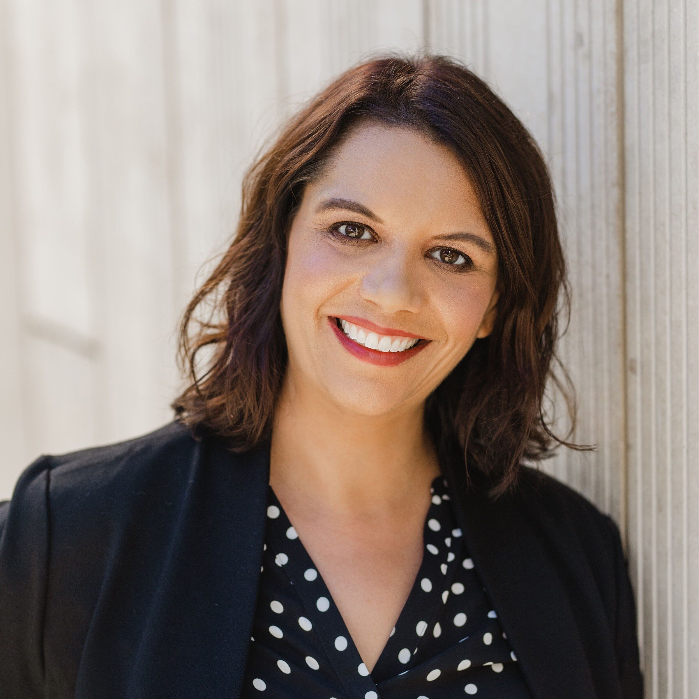 Kristine-Kappel Headshot (Croped)